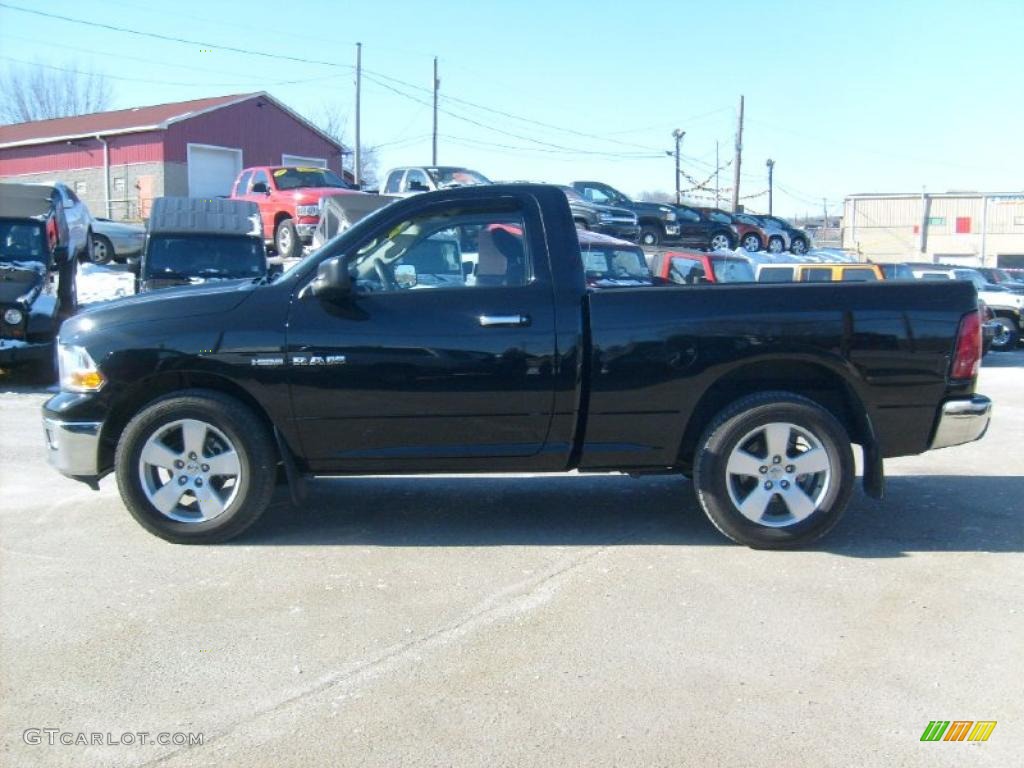 2010 Ram 1500 SLT Regular Cab 4x4 - Brilliant Black Crystal Pearl / Dark Slate/Medium Graystone photo #2