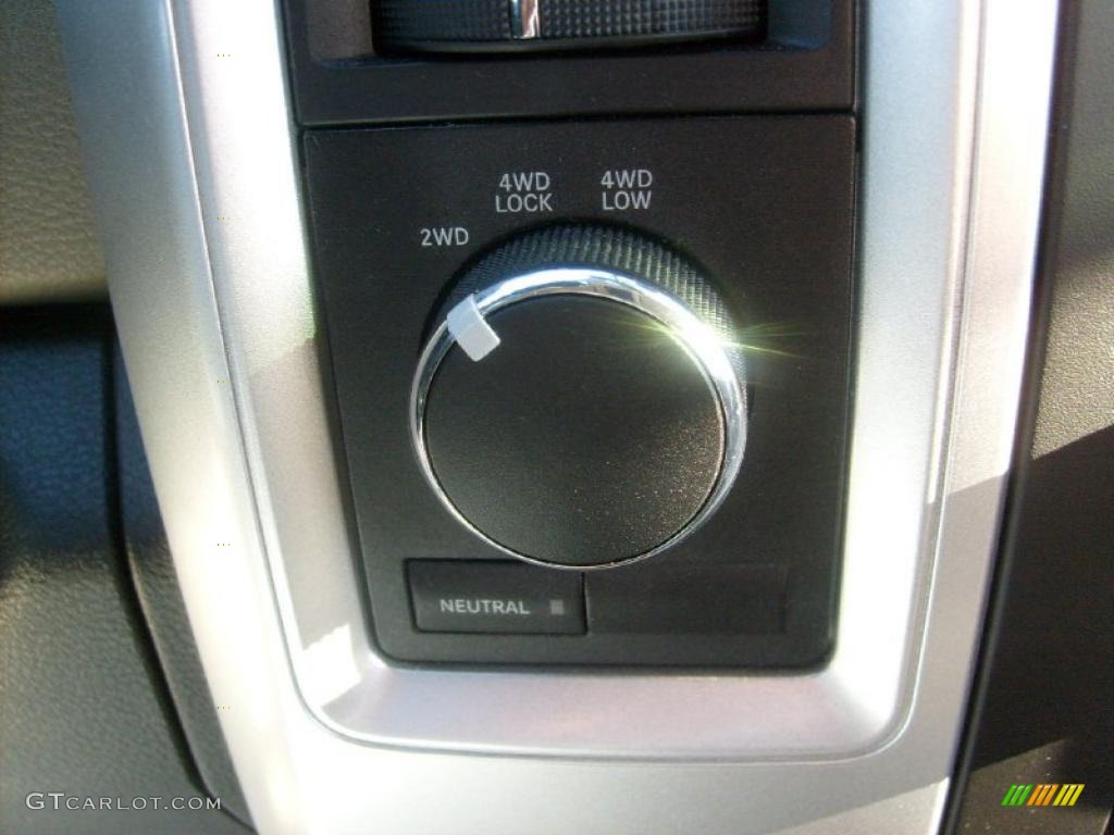 2010 Dodge Ram 1500 SLT Regular Cab 4x4 Controls Photo #45197941