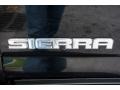 2004 GMC Sierra 2500HD SLE Extended Cab 4x4 Badge and Logo Photo