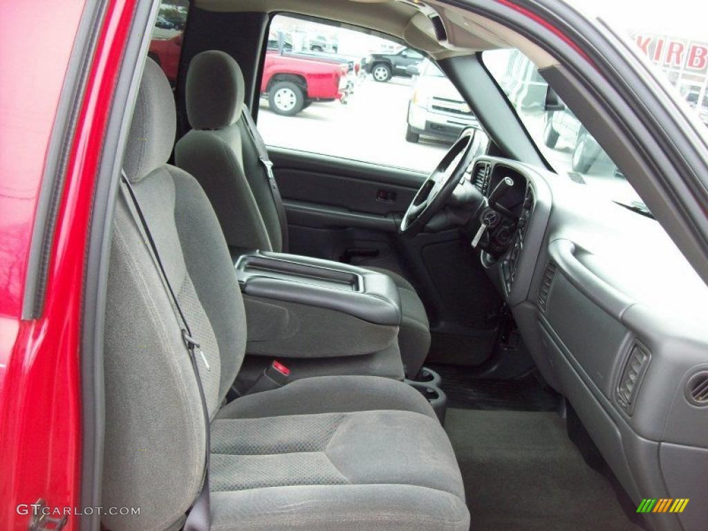 2004 Silverado 1500 Z71 Regular Cab 4x4 - Victory Red / Dark Charcoal photo #7