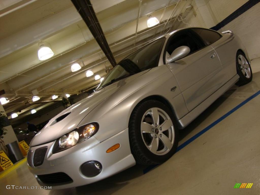 2006 GTO Coupe - Quicksilver Metallic / Black photo #1