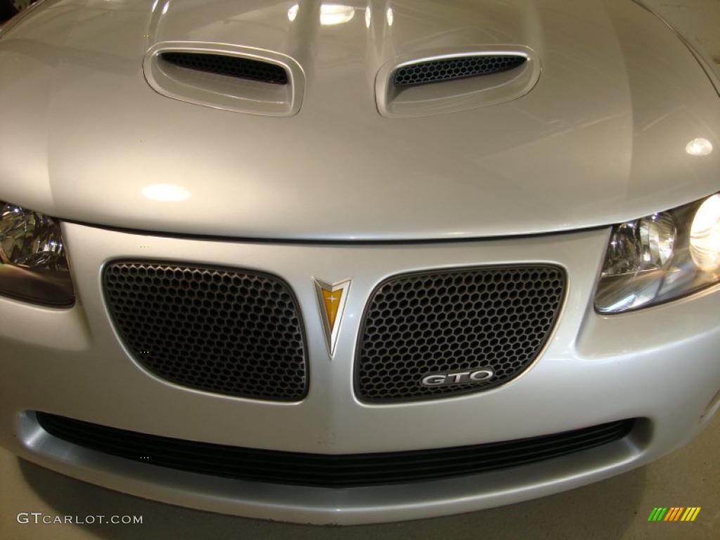 2006 GTO Coupe - Quicksilver Metallic / Black photo #23