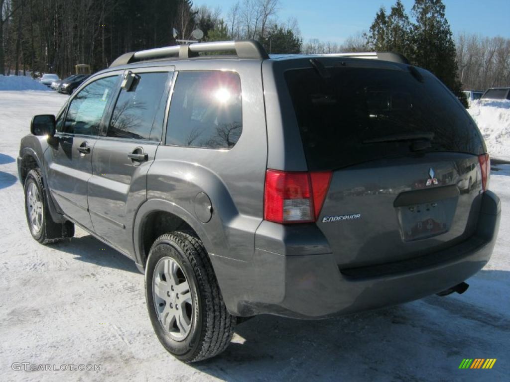 2004 Endeavor LS AWD - Titanium Gray Pearl / Charcoal Gray photo #15