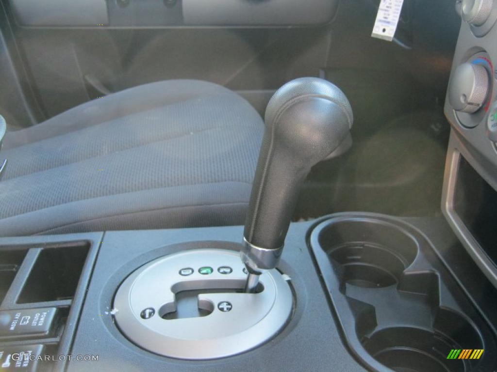2004 Mitsubishi Endeavor LS AWD 4 Speed Automatic Transmission Photo #45205129