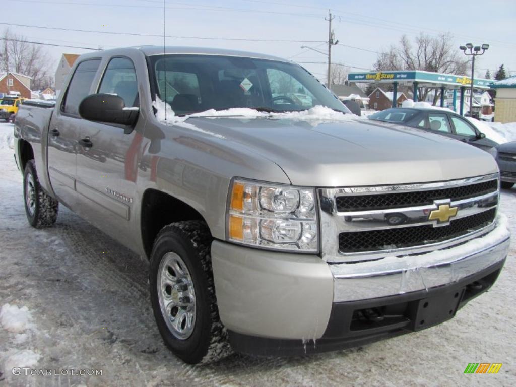 Silver Birch Metallic 2007 Chevrolet Silverado 1500 LT Crew Cab Exterior Photo #45213949