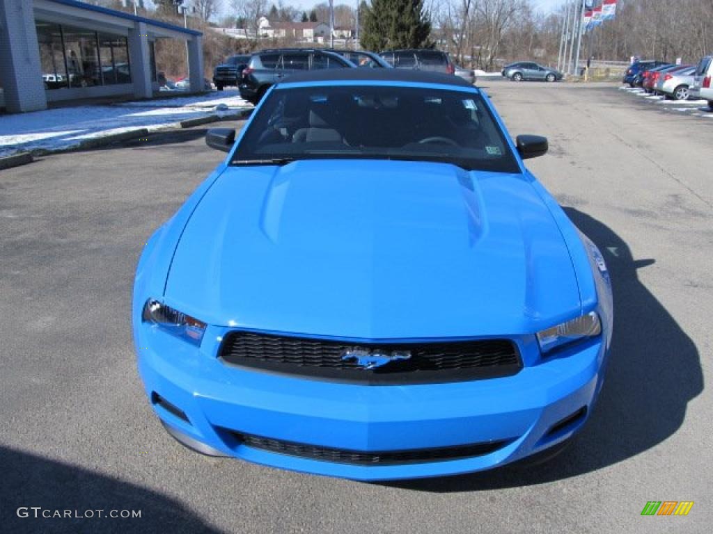 2011 Mustang V6 Convertible - Grabber Blue / Charcoal Black photo #5