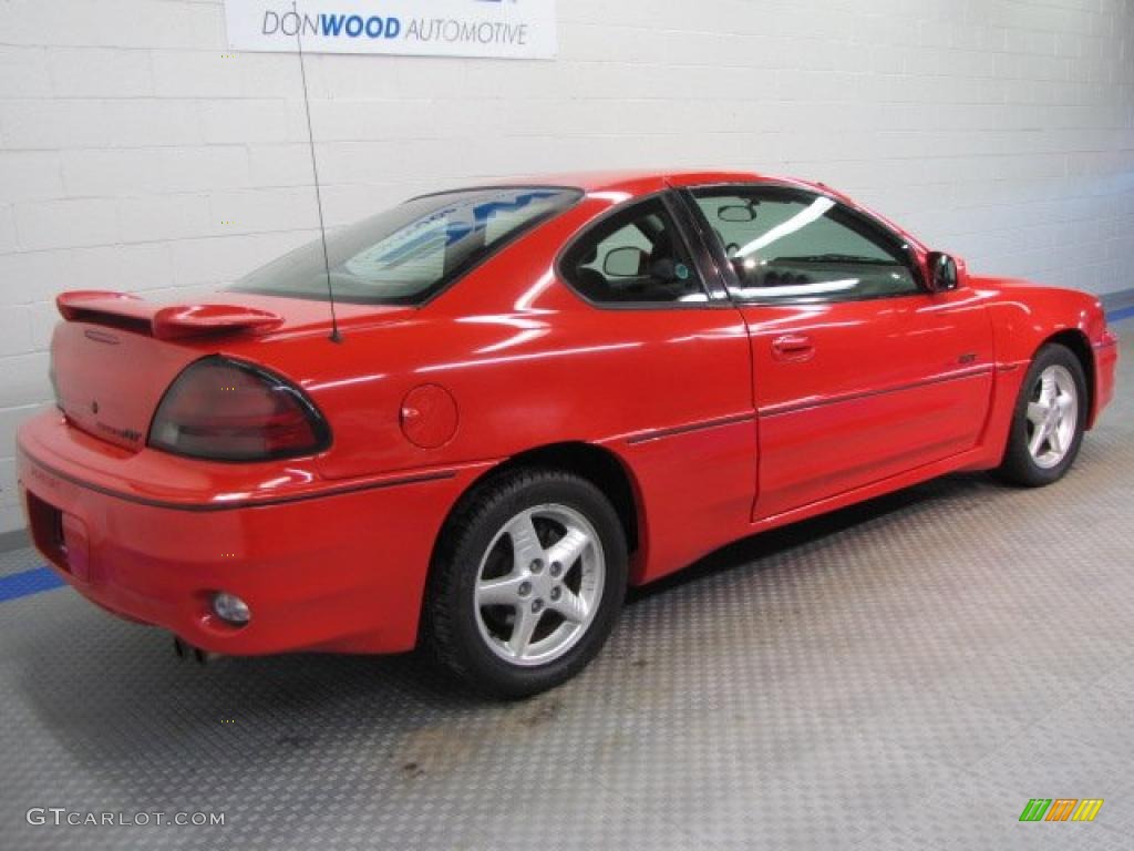 2001 Grand Am GT Coupe - Bright Red / Dark Pewter photo #4
