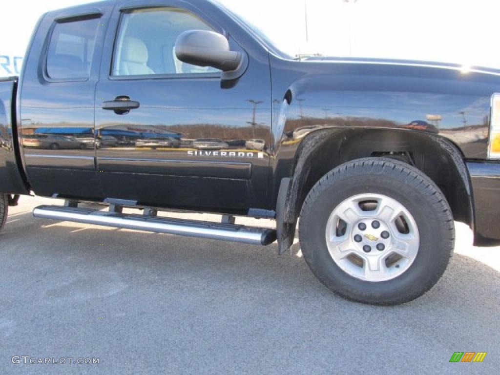 2007 Silverado 1500 LT Extended Cab 4x4 - Black / Light Titanium/Ebony Black photo #3