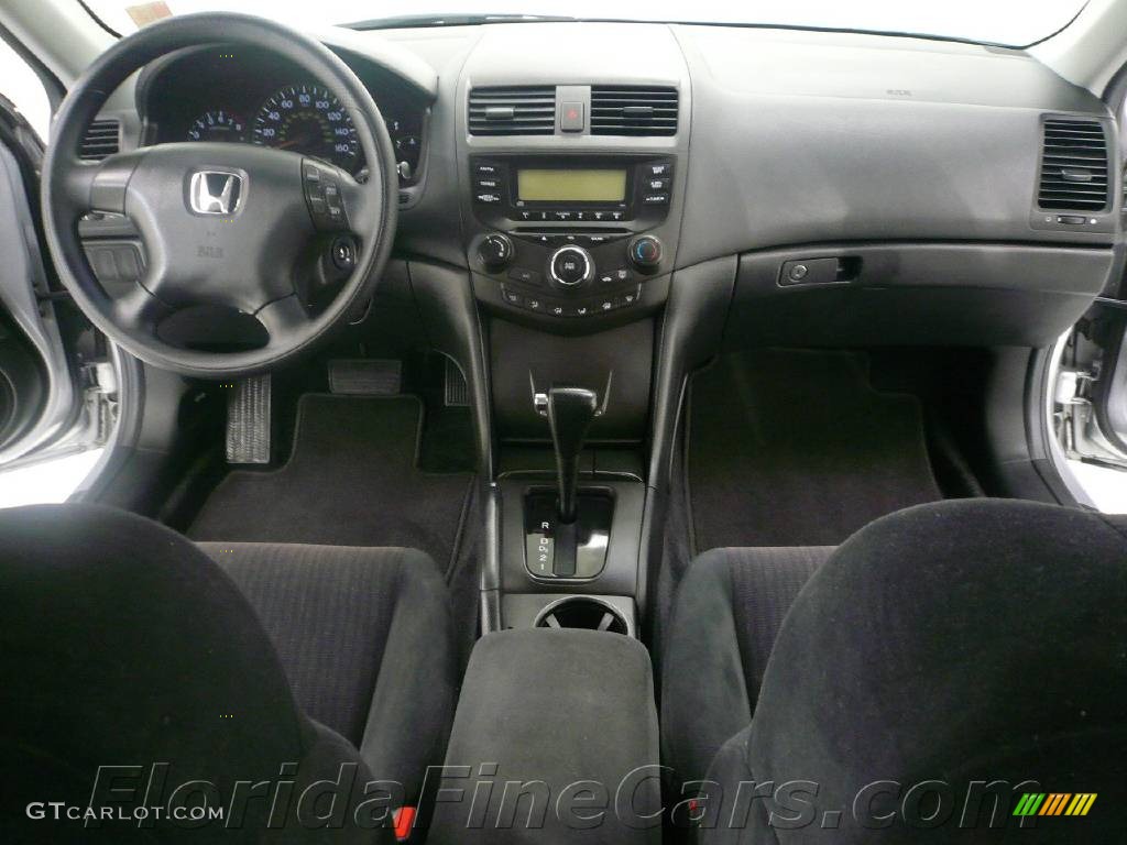 2003 Accord LX Sedan - Satin Silver Metallic / Black photo #15