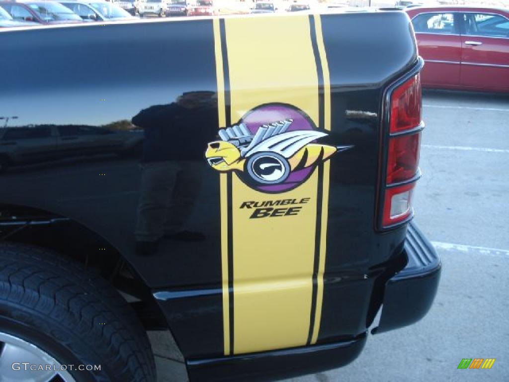 2005 Dodge Ram 1500 SLT Rumble Bee Regular Cab Marks and Logos Photo #45221261
