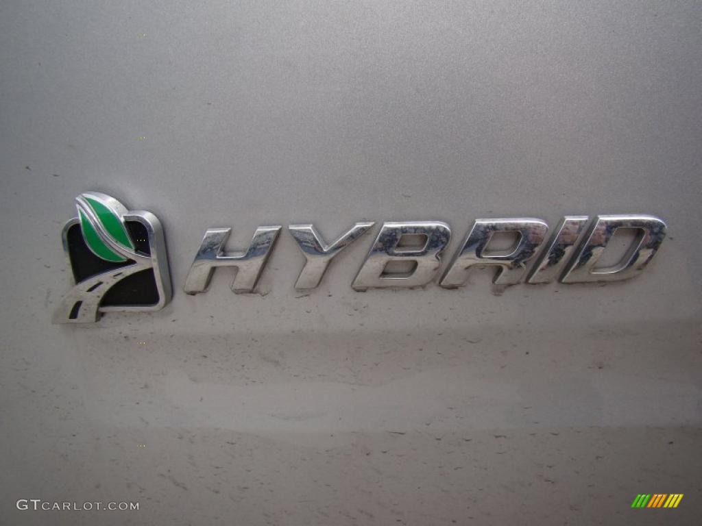 2010 Ford Escape Hybrid Marks and Logos Photos