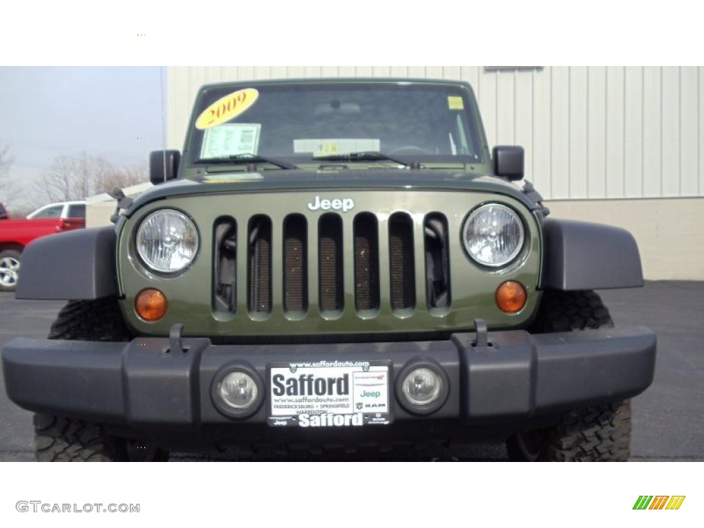 2009 Wrangler Rubicon 4x4 - Jeep Green Metallic / Dark Slate Gray/Medium Slate Gray photo #2