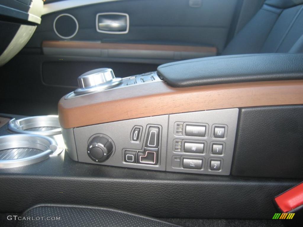 2007 BMW 7 Series Alpina B7 Controls Photo #45226822