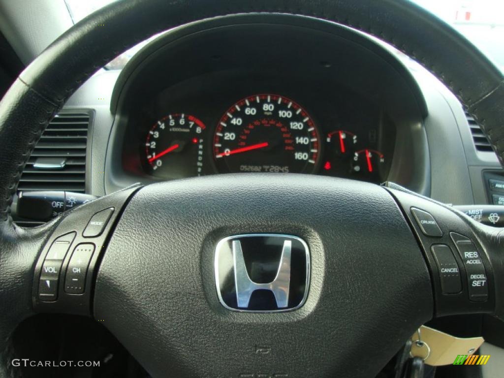2005 Honda Accord EX-L Coupe Controls Photo #45227745