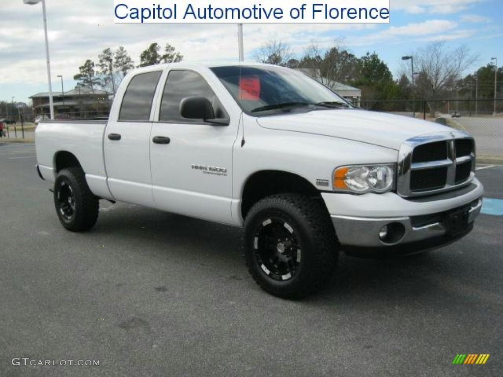 2005 Ram 1500 SLT Quad Cab 4x4 - Bright White / Taupe photo #1