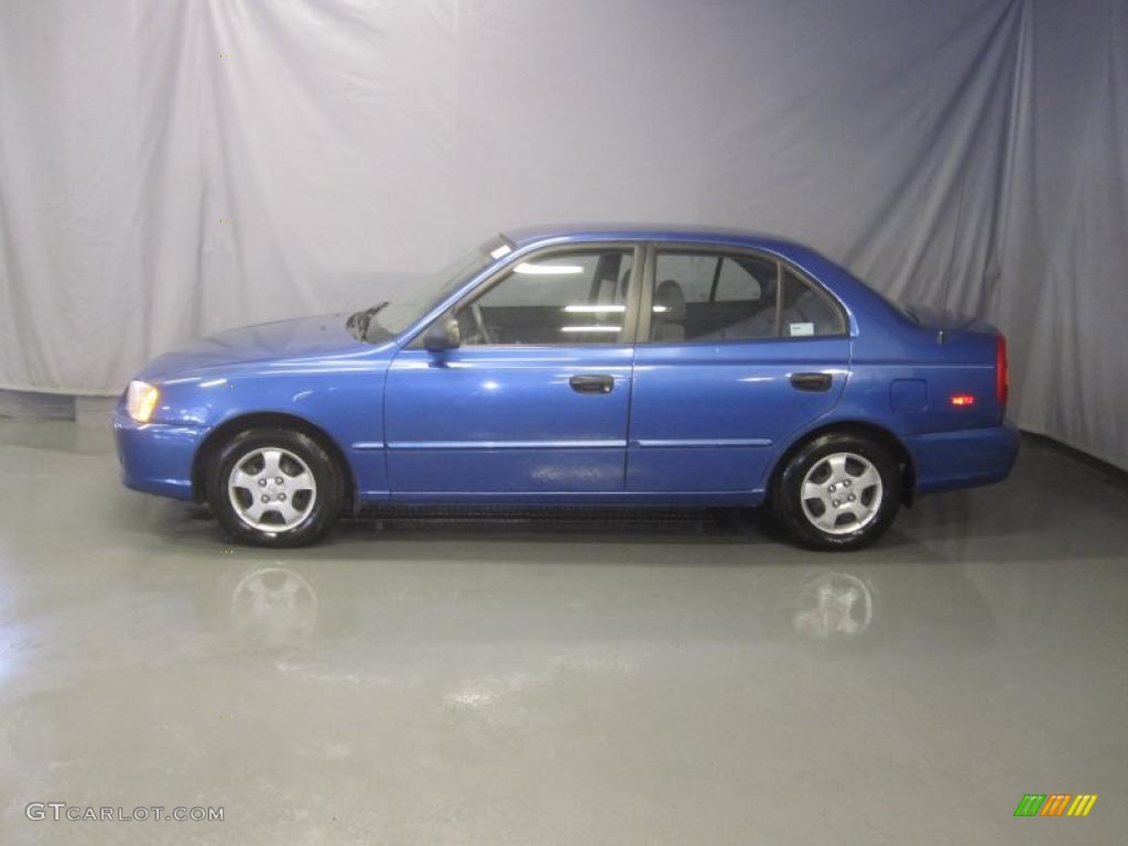 2002 Accent GL Sedan - Coastal Blue / Gray photo #2
