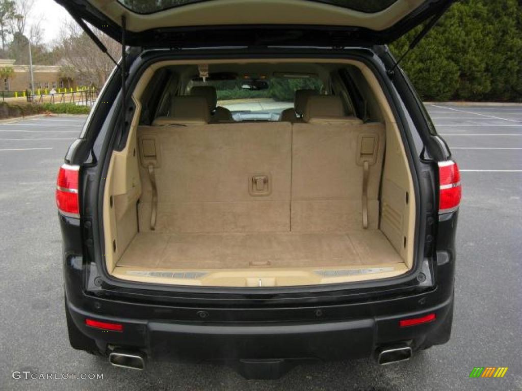 2008 Saturn Outlook XR Trunk Photo #45232913