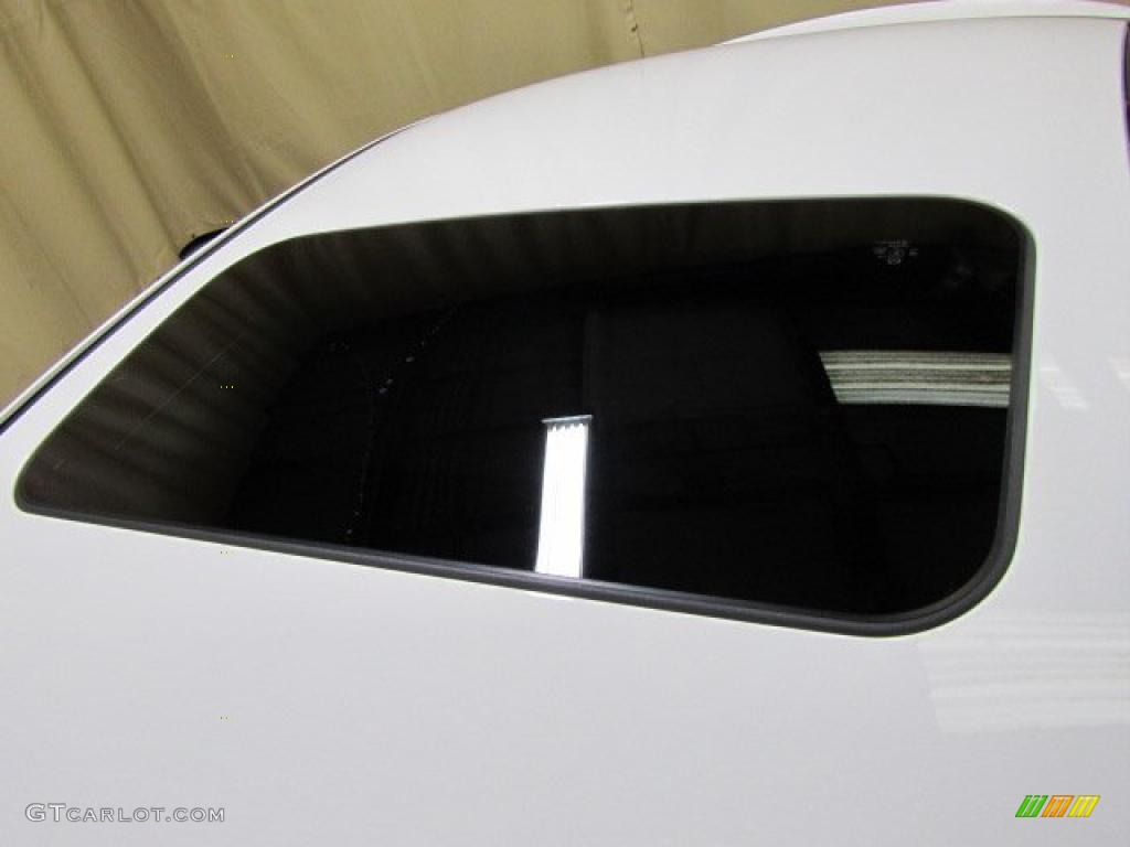 2010 MAZDA6 i Touring Sedan - Performance White / Black photo #5
