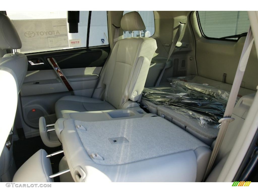 2011 Highlander Hybrid Limited 4WD - Black / Ash photo #7