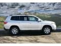 2011 Blizzard White Pearl Toyota Highlander SE 4WD  photo #2