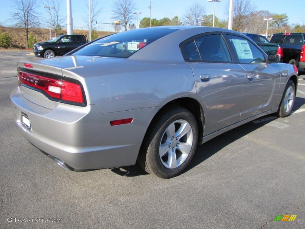 Billett Silver Metallic 2011 Dodge Charger SE Exterior Photo #45237285