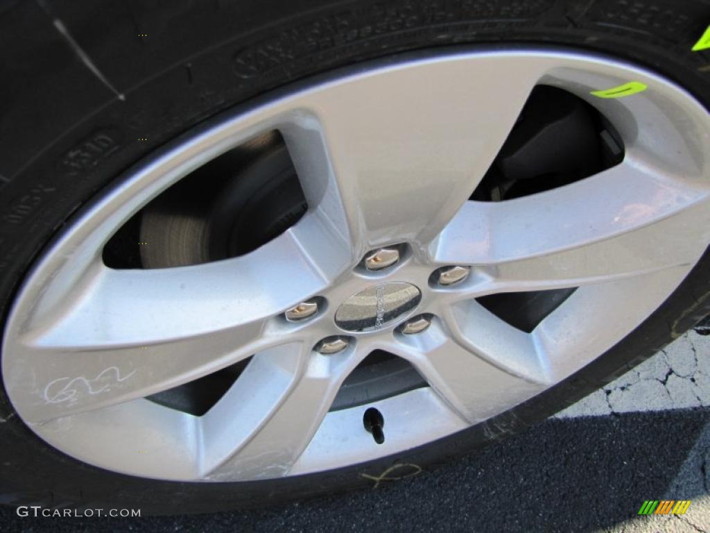 2011 Dodge Charger SE Wheel Photo #45237553