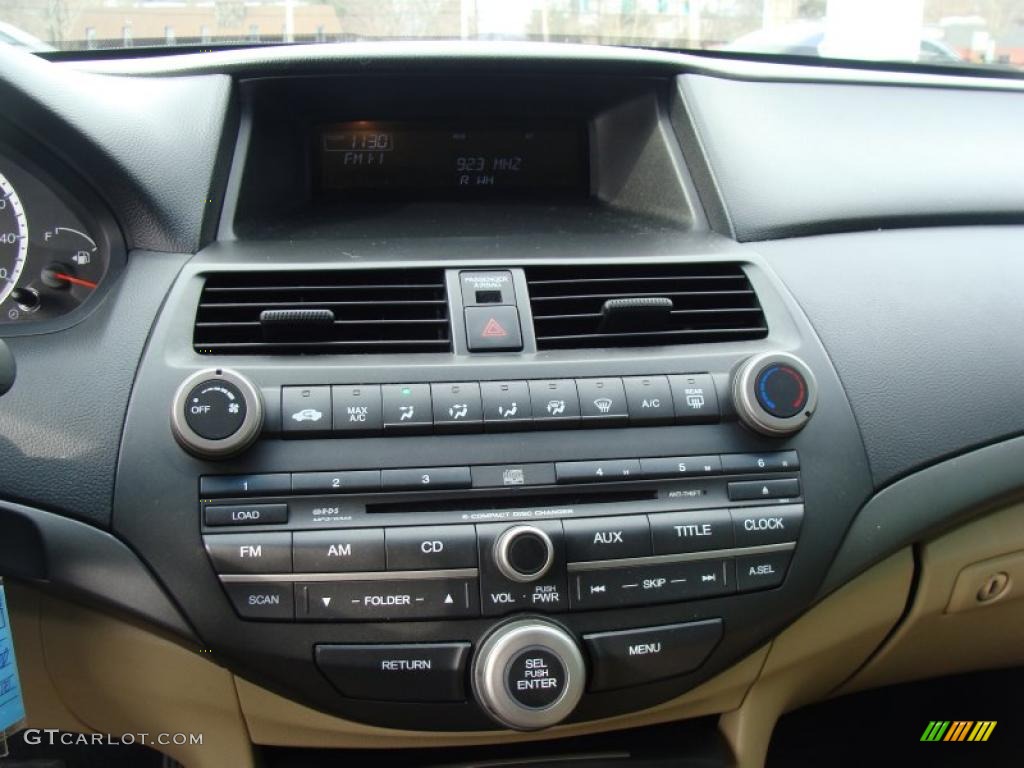2009 Honda Accord LX-S Coupe Controls Photo #45241238