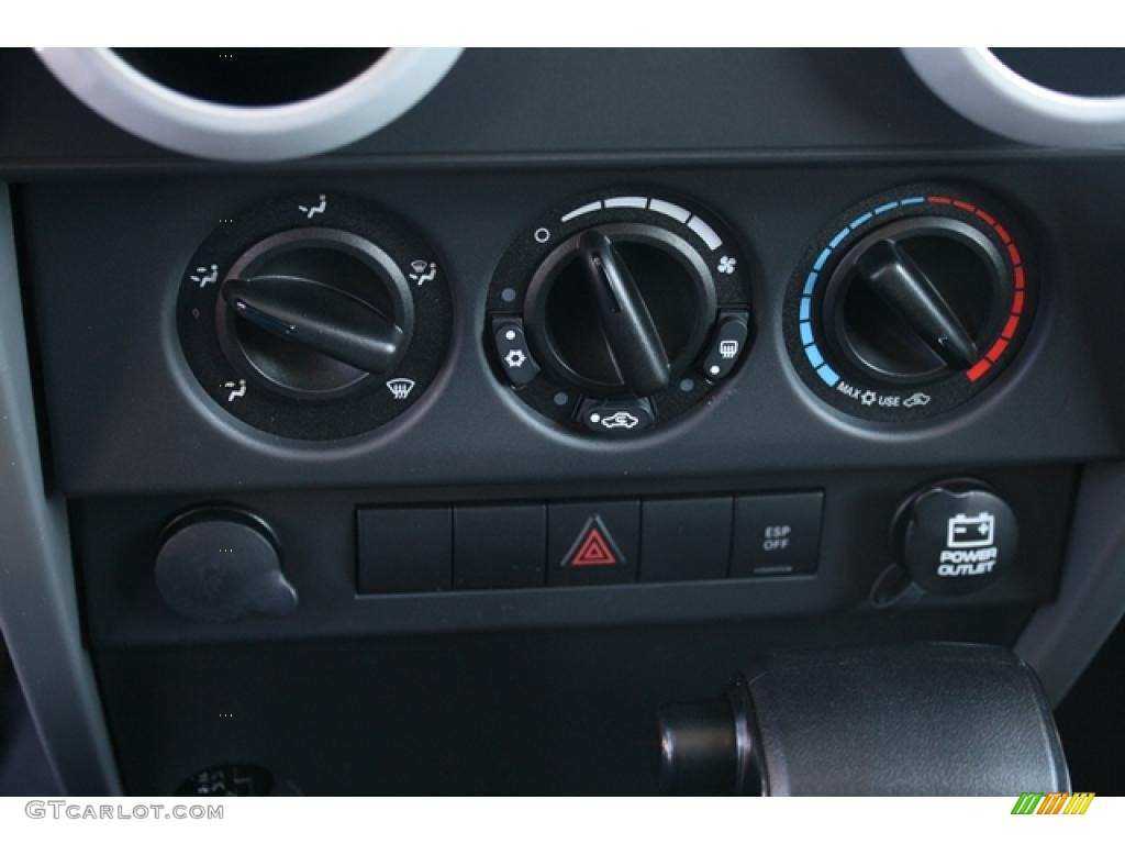 2008 Jeep Wrangler Sahara 4x4 Controls Photo #45243726