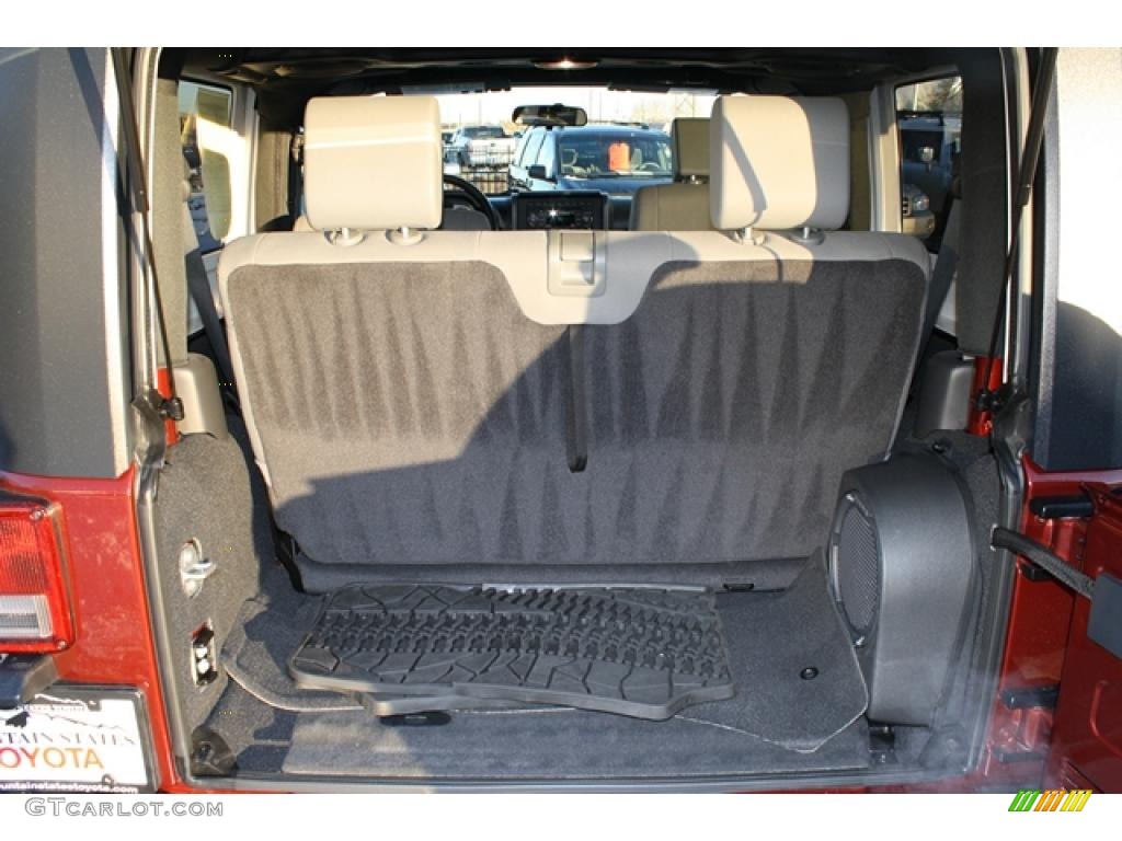 2008 Jeep Wrangler Sahara 4x4 Trunk Photos