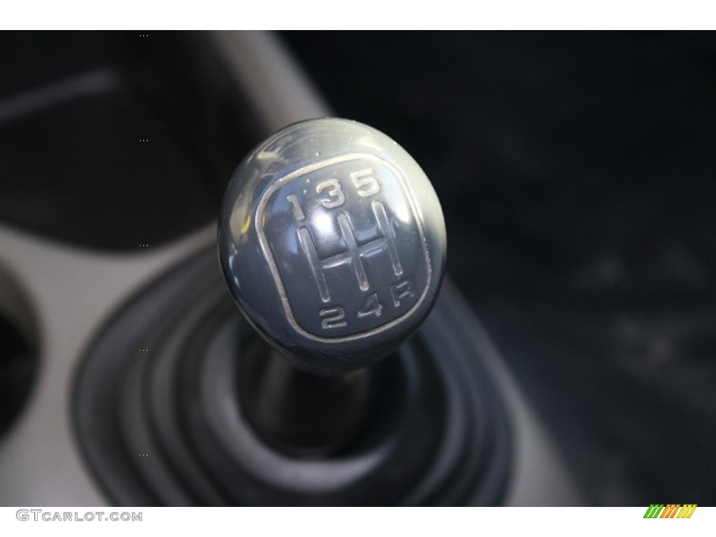 1998 GMC Sonoma SL Regular Cab 5 Speed Manual Transmission Photo #45245150