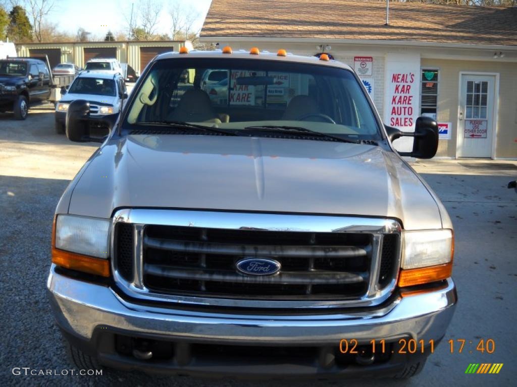 1999 F350 Super Duty Lariat Crew Cab Dually - Light Prairie Tan Metallic / Medium Prairie Tan photo #3