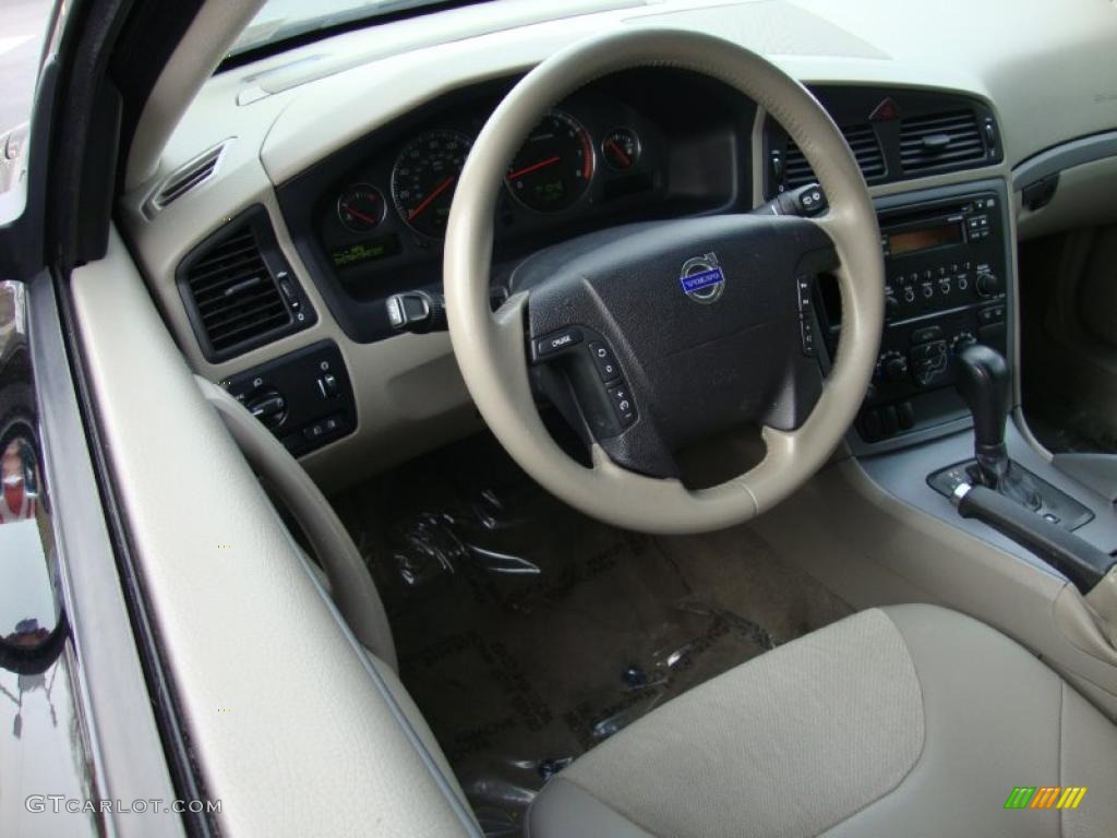 Taupe Interior 2005 Volvo XC70 AWD Photo #45248328