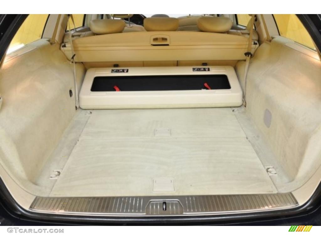 2004 Mercedes-Benz E 320 4Matic Wagon Trunk Photo #45250020