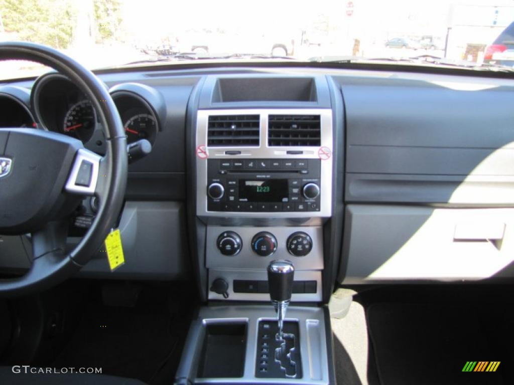 2010 Dodge Nitro SXT Dark Slate Gray Dashboard Photo #45254040