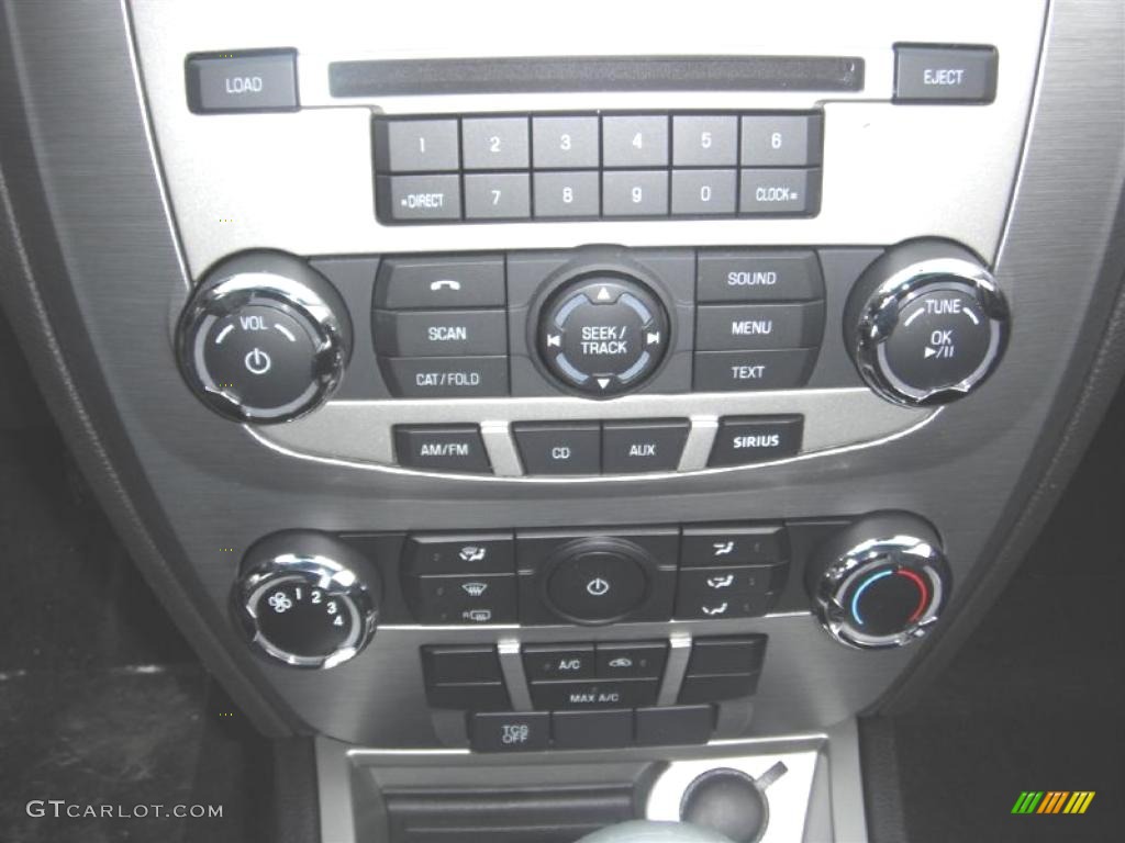 2011 Ford Fusion SE Controls Photo #45254460