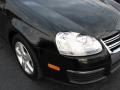 Black - Jetta SE Sedan Photo No. 2