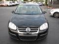 Black - Jetta SE Sedan Photo No. 3