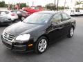 Black - Jetta SE Sedan Photo No. 5