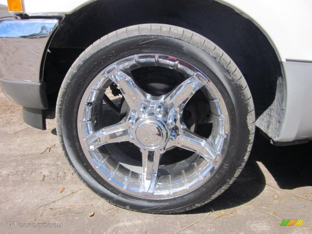 2004 Ford F350 Super Duty XLT Crew Cab Custom Wheels Photo #45258423