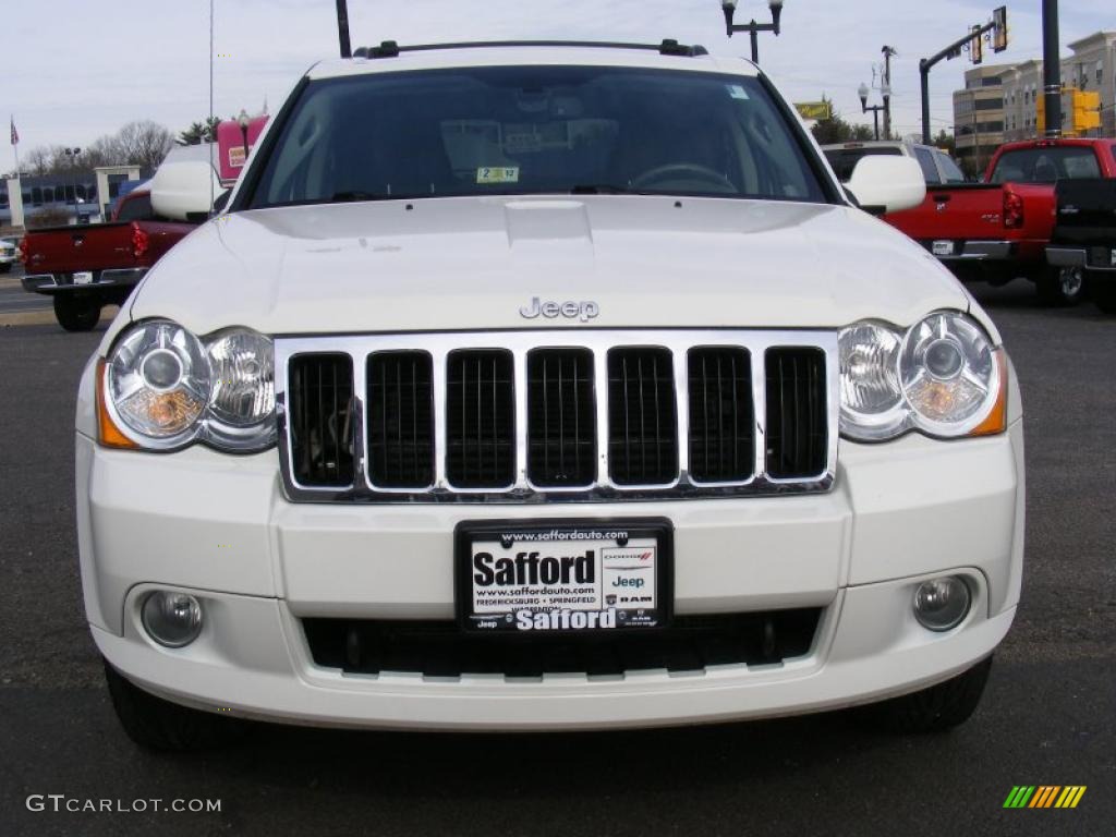 2008 Grand Cherokee Limited 4x4 - Stone White / Dark Khaki/Light Graystone photo #2