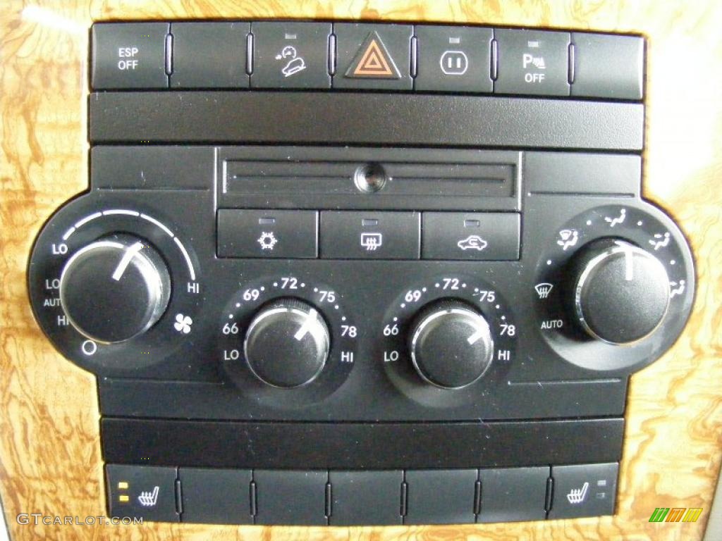 2008 Jeep Grand Cherokee Limited 4x4 Controls Photo #45259235