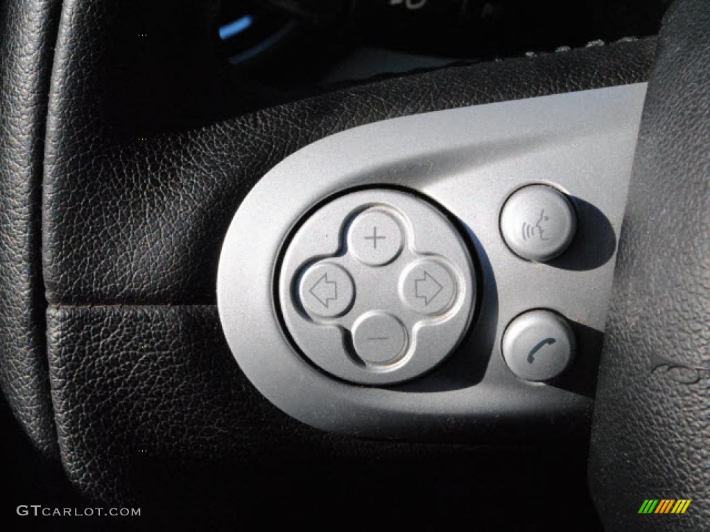 2009 Mini Cooper John Cooper Works Clubman Controls Photo #45259928