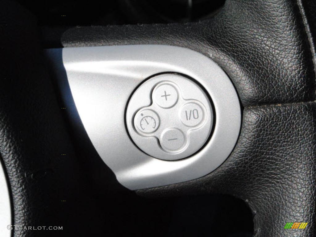 2009 Mini Cooper John Cooper Works Clubman Controls Photo #45259932