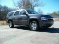 Taupe Gray Metallic - Suburban LT 4x4 Photo No. 5