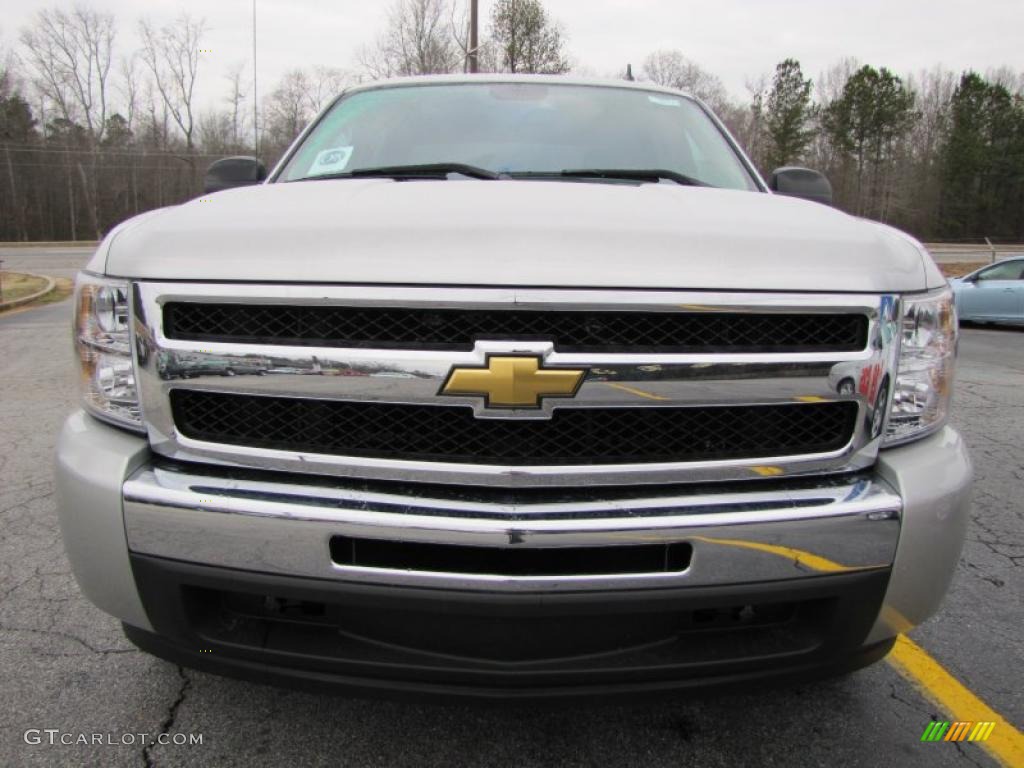 2011 Silverado 1500 LS Crew Cab - Sheer Silver Metallic / Dark Titanium photo #2