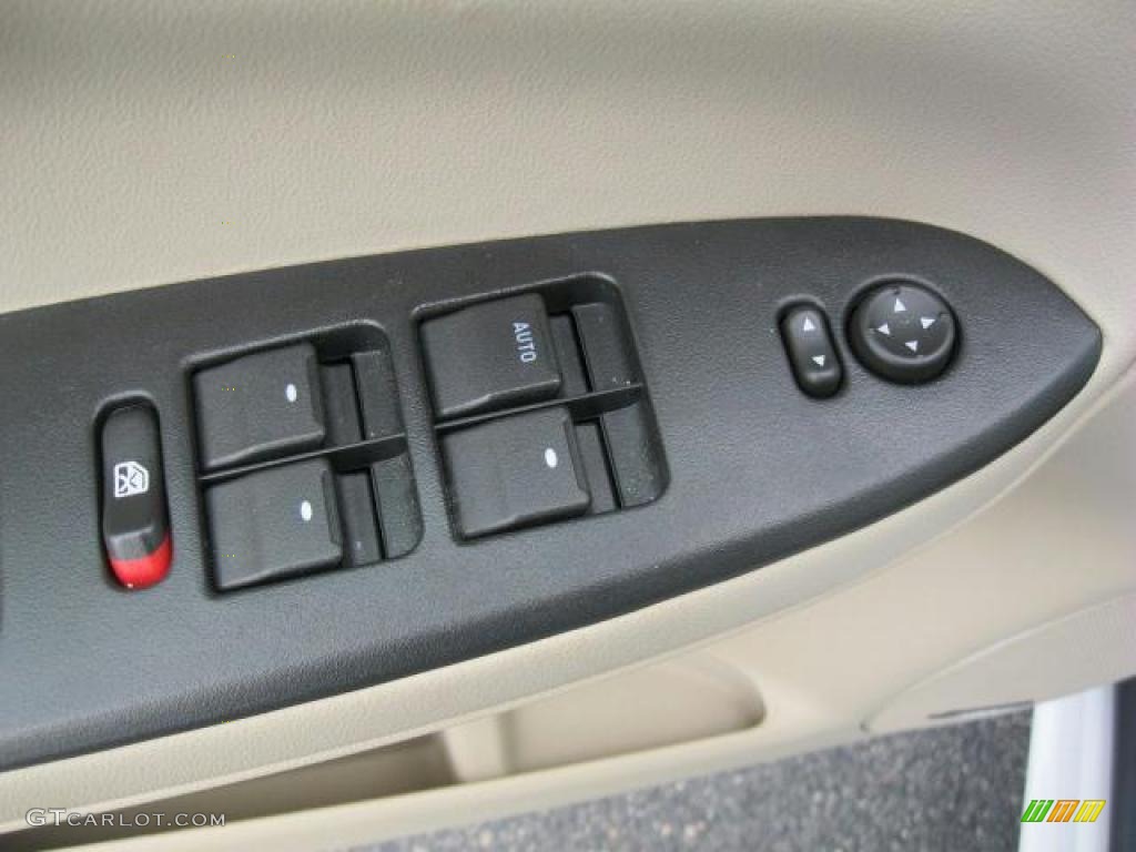 2011 Chevrolet Impala LTZ Controls Photo #45263987
