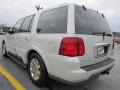 2004 Oxford White Lincoln Navigator Ultimate  photo #5