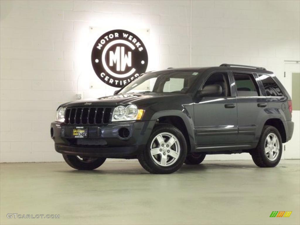 2006 Grand Cherokee Laredo 4x4 - Steel Blue Metallic / Medium Slate Gray photo #1