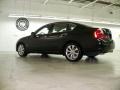 Black Obsidian - M 35x Sedan Photo No. 8