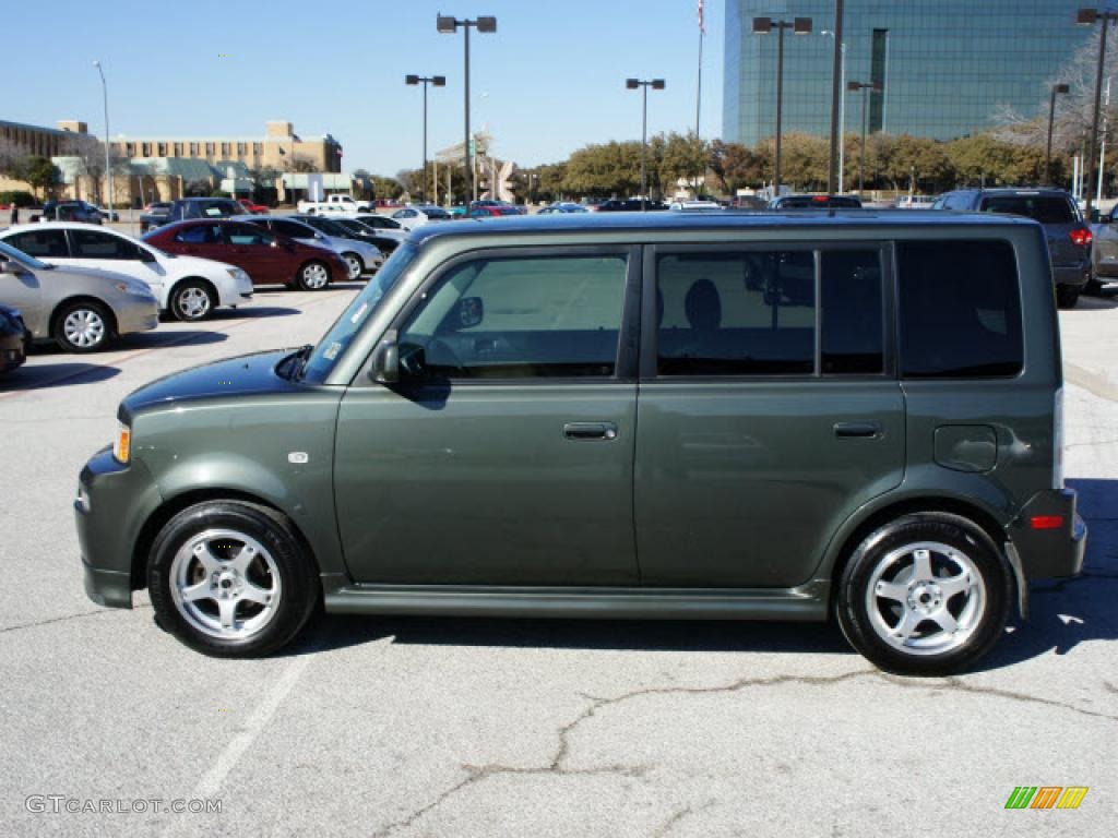 2005 xB  - Camouflage Green / Dark Charcoal photo #2